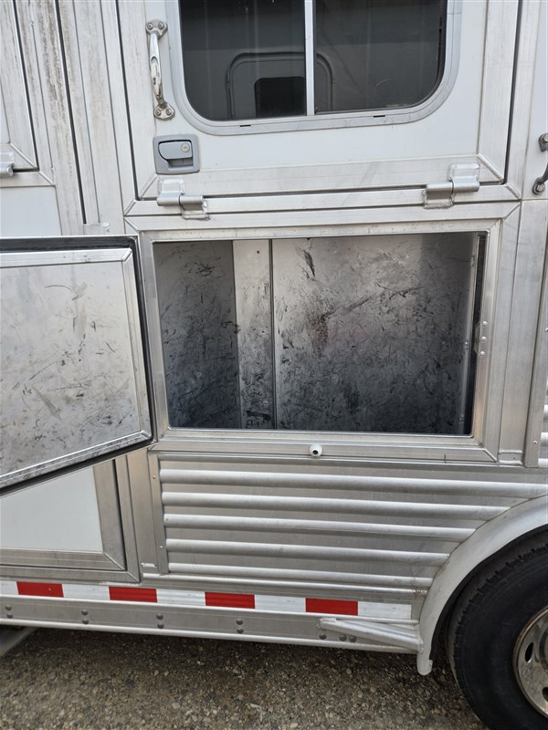 Trailer Photo 22