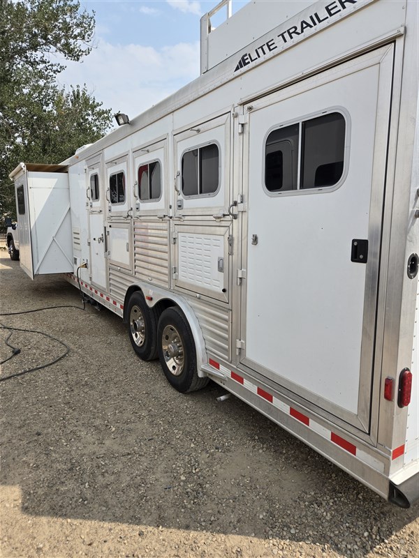 Trailer Photo 18
