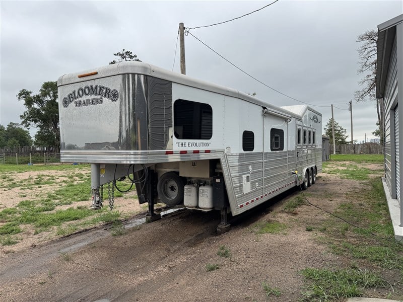 Trailer Photo 1