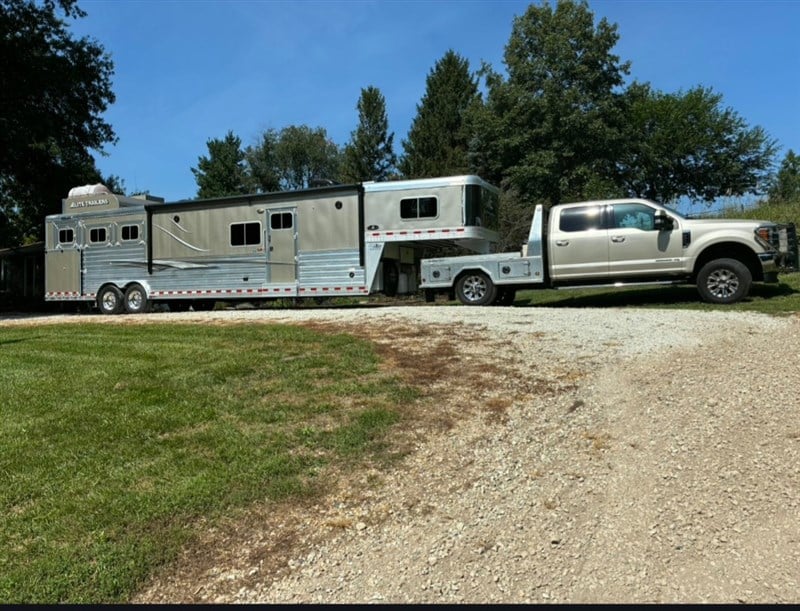 Trailer Photo 1