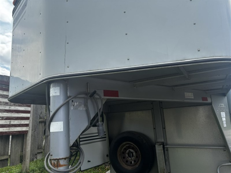 Trailer Photo 5