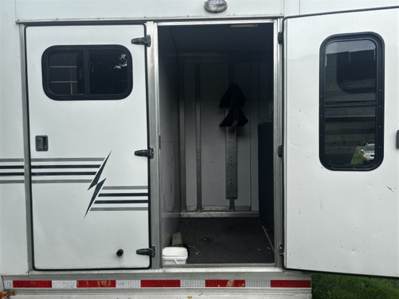 Trailer Photo 3