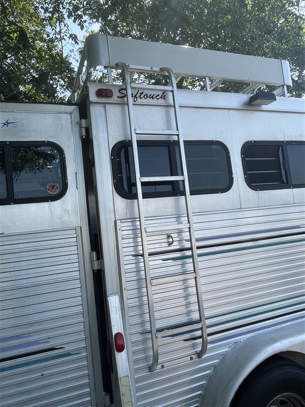 Trailer Photo 5