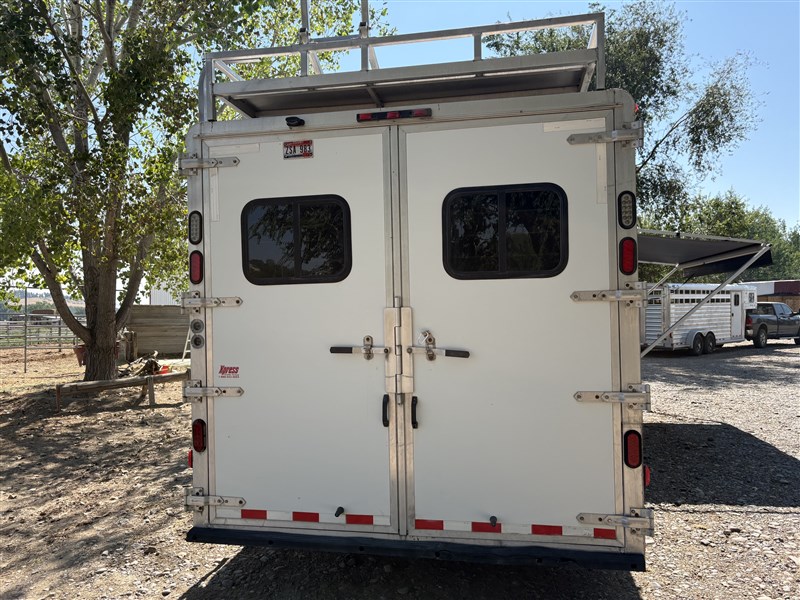 Trailer Photo 4