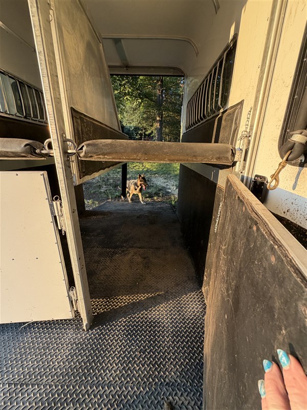 Trailer Photo 21