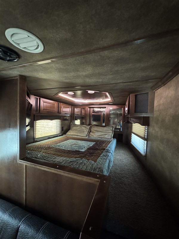 Trailer Photo 6