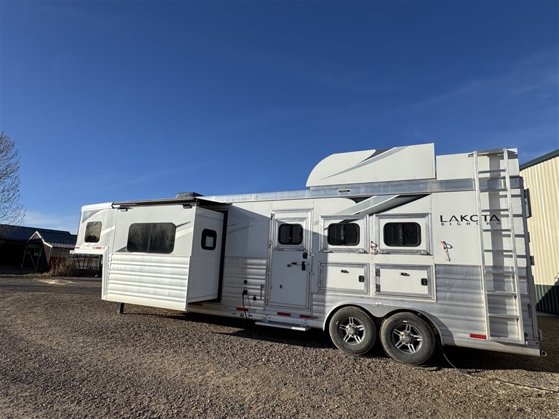 Trailer Photo 19