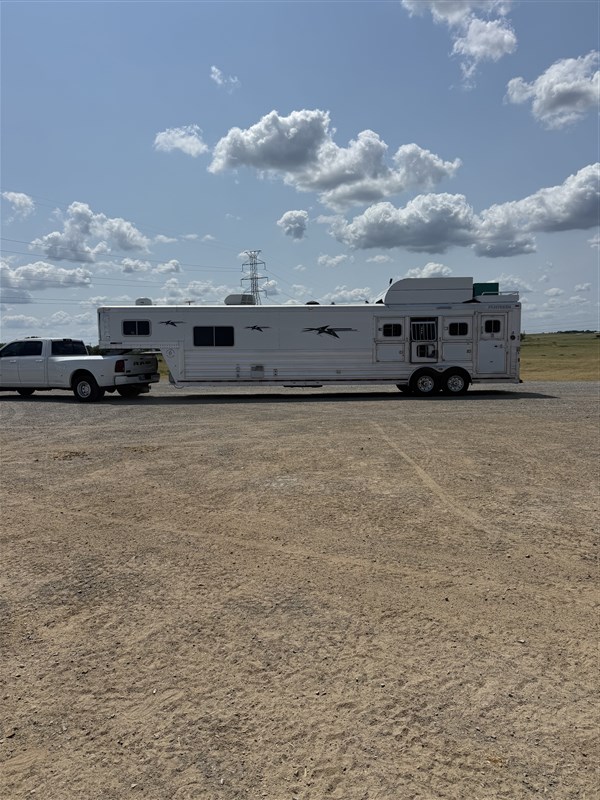 Trailer Photo 2