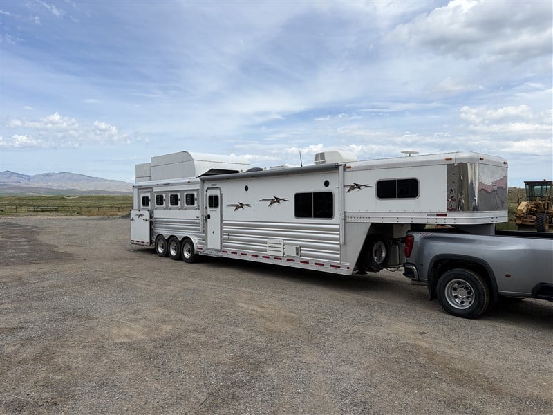 2018 Platinum LQ 15’ SW 4 Horse