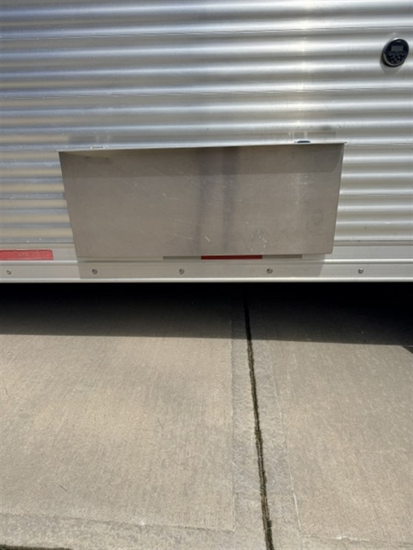 Trailer Photo 3