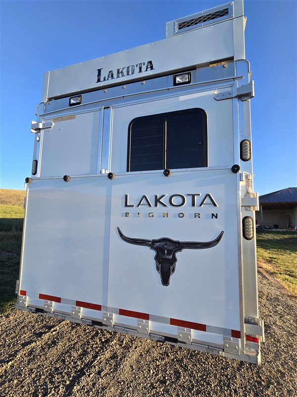 Trailer Photo 4