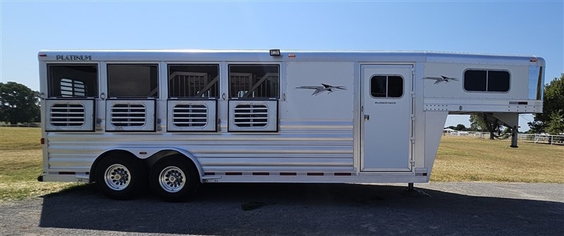 Trailer Photo 2