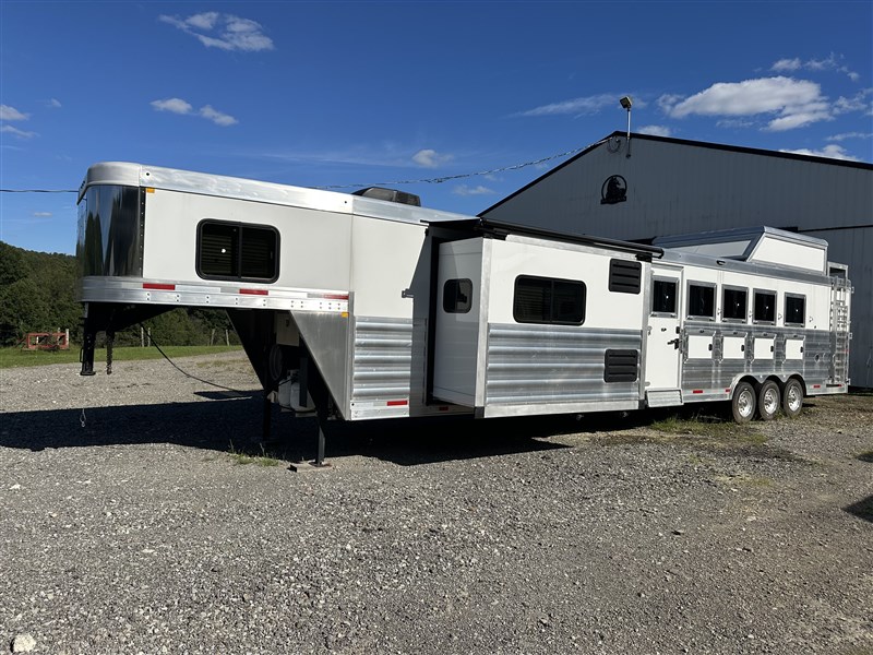 Trailer Photo 5