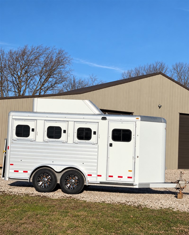 Trailer Photo 1