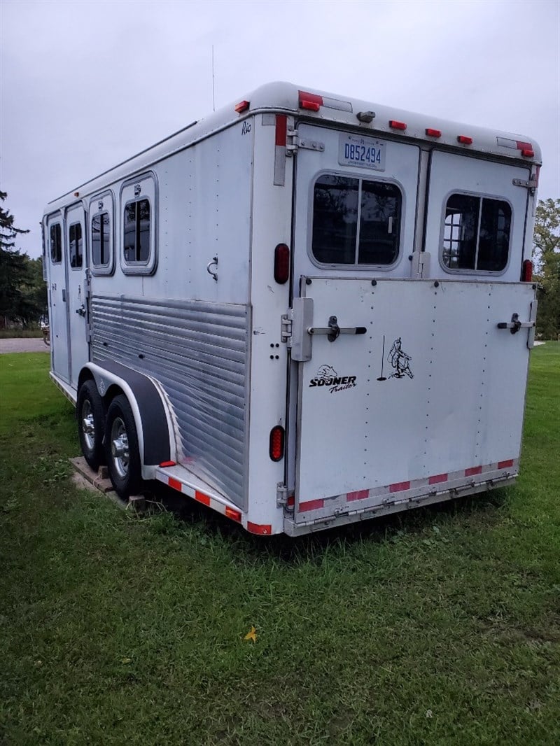 Trailer Photo 2
