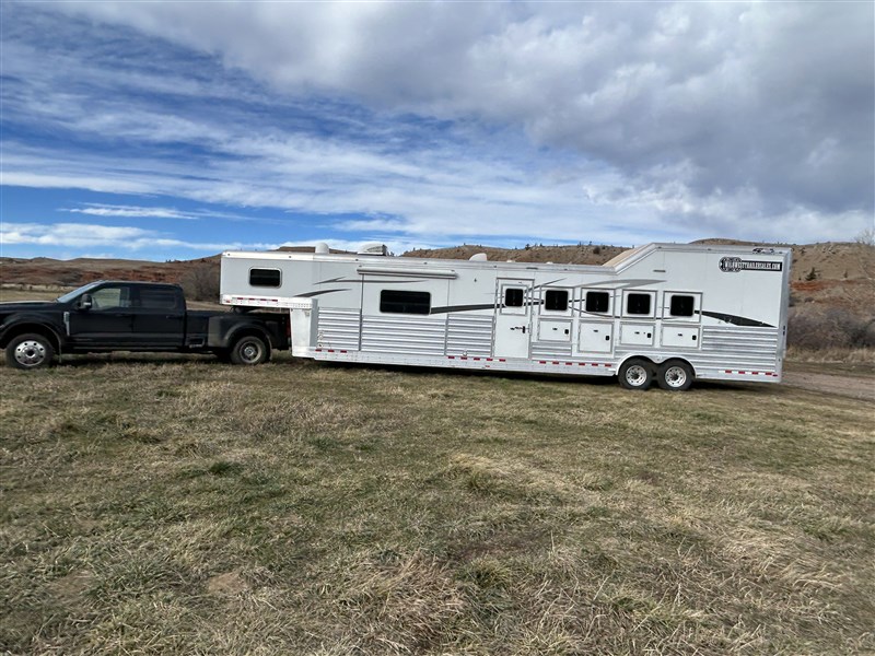 Trailer Photo 2