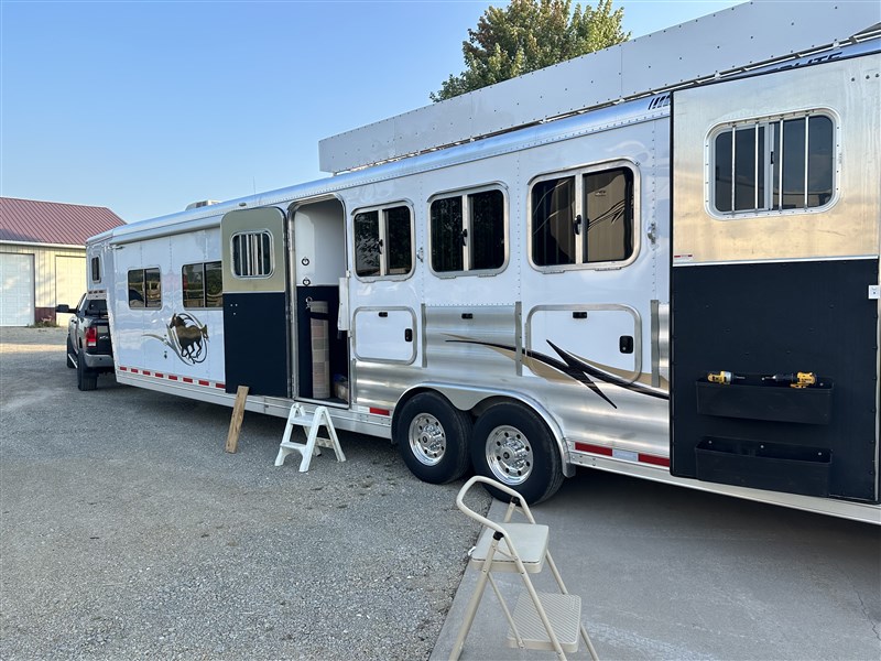 Trailer Photo 3