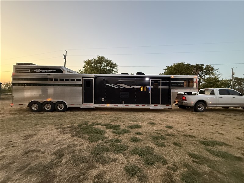 Trailer Photo 2
