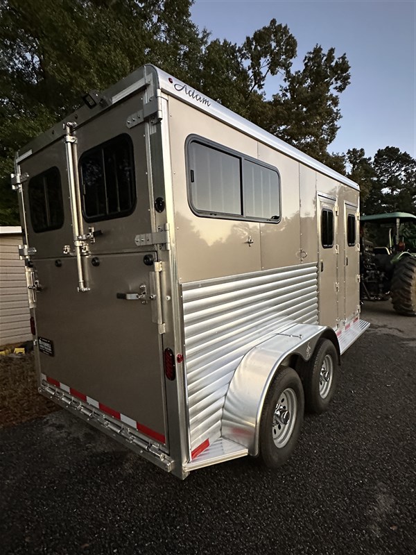 2026 Adam Julite XL | Horse Trailer World