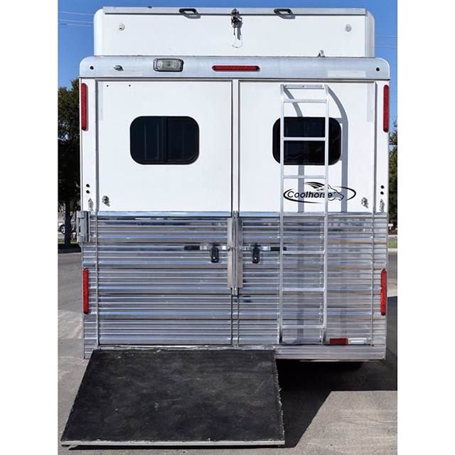 2012 Bloomer Bloomer 4 Horse Bumper Pull Opposite Load