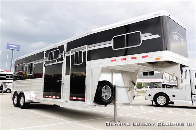 2017 4 Star 2+1 6'10"x24'x8'
