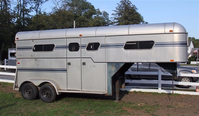 1991 Burgholzer 2 horse thoroughbred model