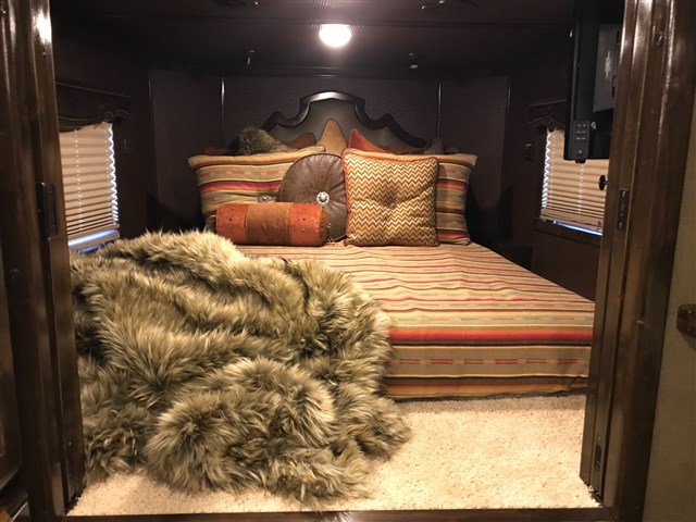 Trailer Photo 10