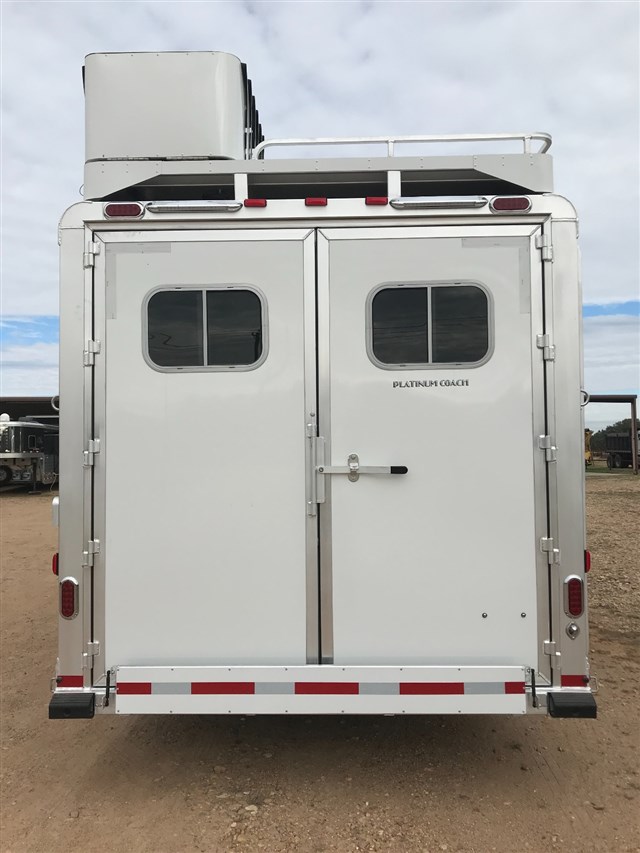 Trailer Photo 5