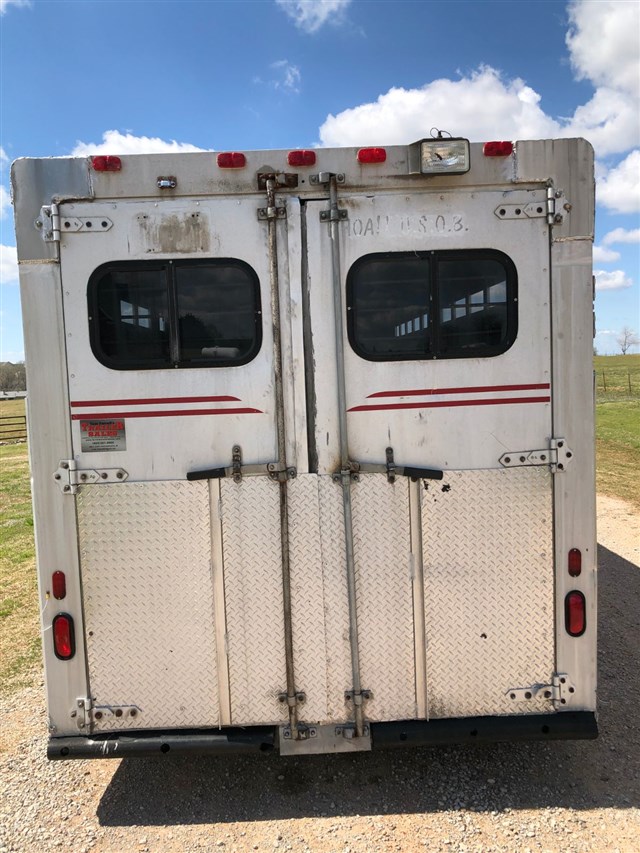 1989 McQuerry ALL ALUMINUM 6 HORSE WITH DRESSING ROOM