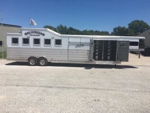 2012 Bloomer 5 Horse