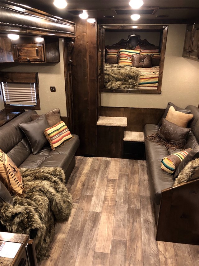 Trailer Photo 18