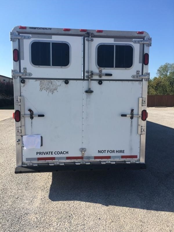 2002 Featherlite 8 Horse