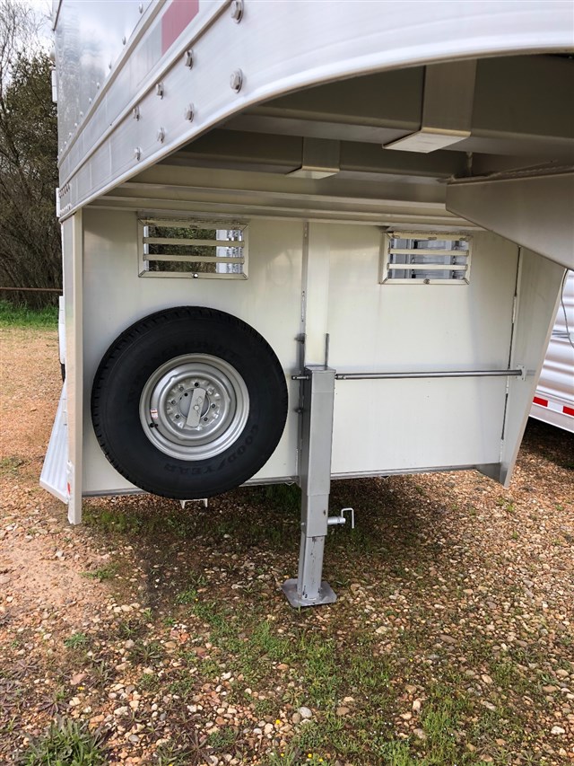Trailer Photo 26