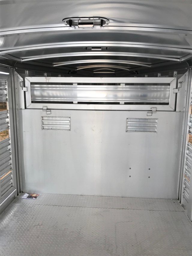 Trailer Photo 14