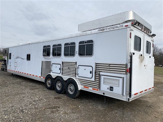 2002 Featherlite 4HS STK#050545