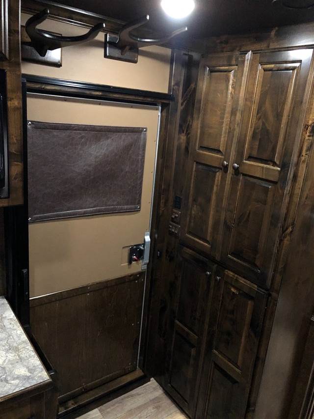 Trailer Photo 20