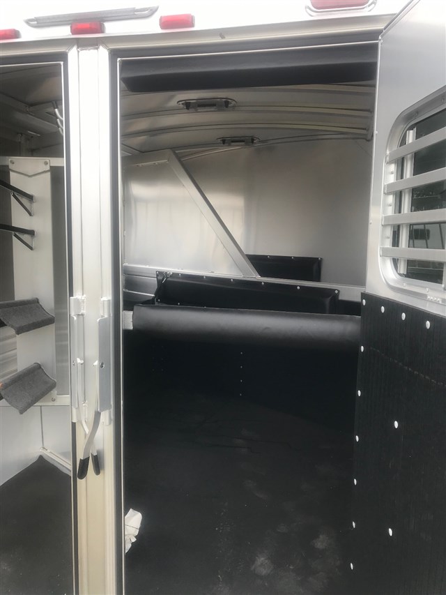 Trailer Photo 15
