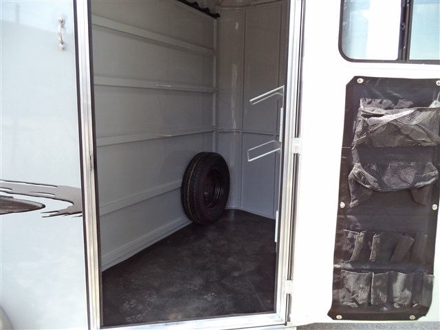 Trailer Photo 7