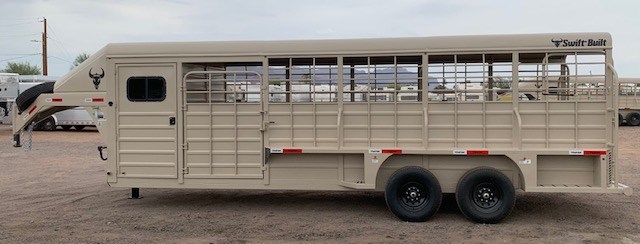 2022 Swift Built 24 foot hardtop Single tack door swing out rack