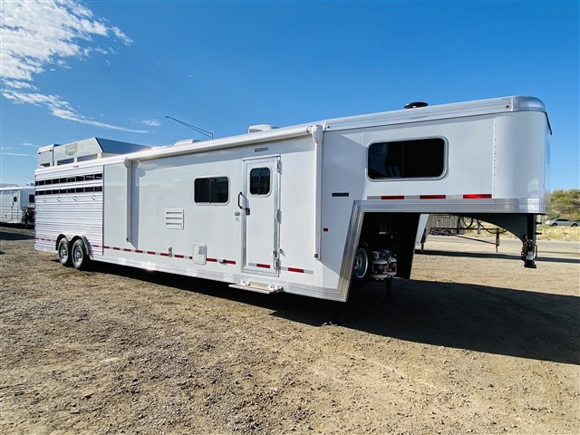 2022 Logan 14' LQ with 14' Stockback