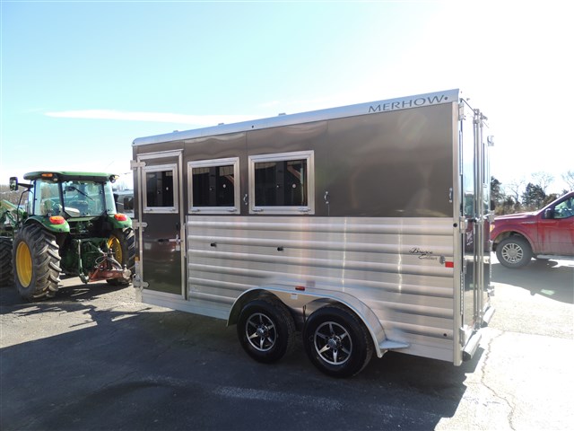 2022 Merhow 3 Horse Slant with Armor Plating