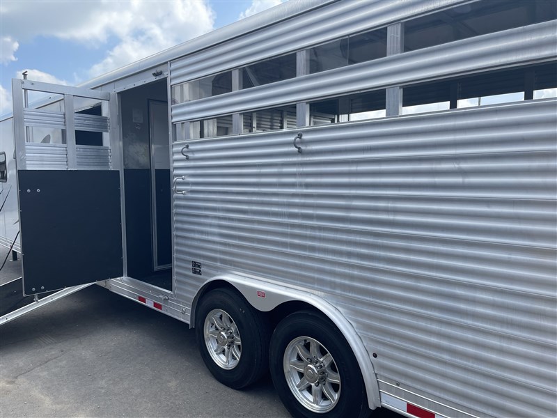 Trailer Photo 6