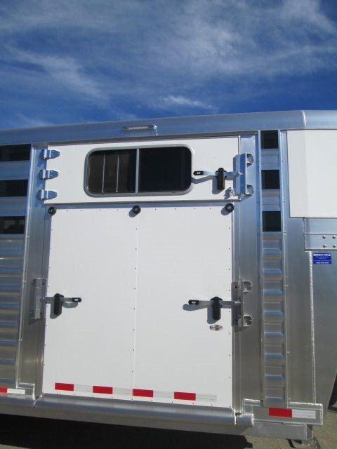 Trailer Photo 2