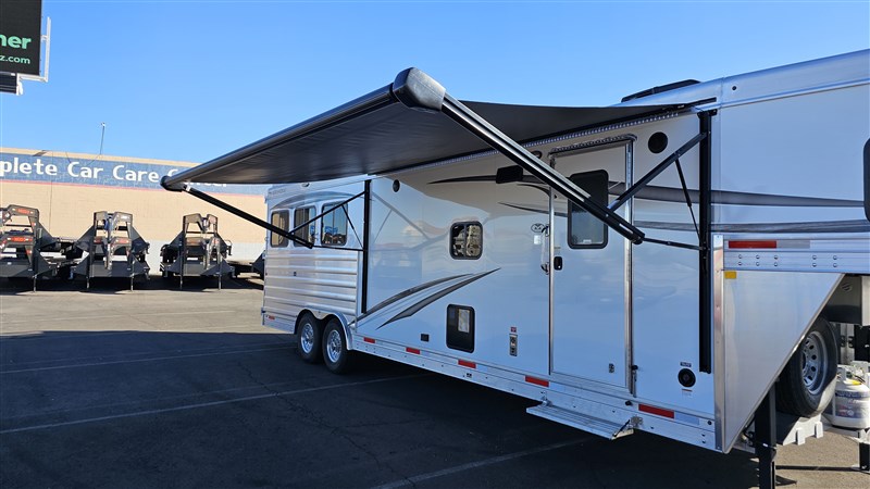 Trailer Photo 24