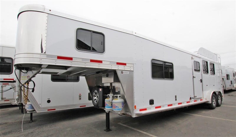2023 Exiss express 3 horse - 11' lq w/ side tack
