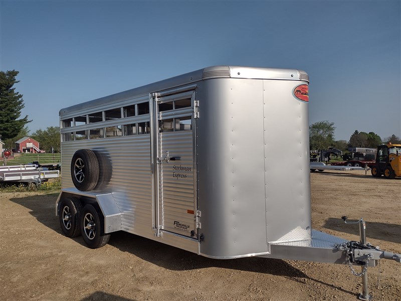 2024 Sundowner stockman 16' livestock trailer