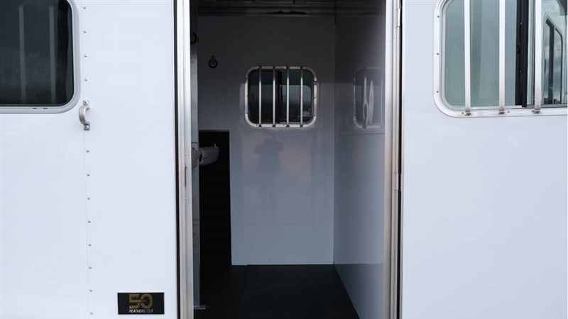 Trailer Photo 5