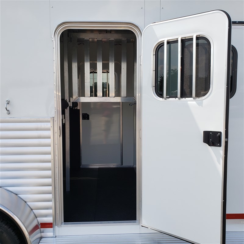 Trailer Photo 11