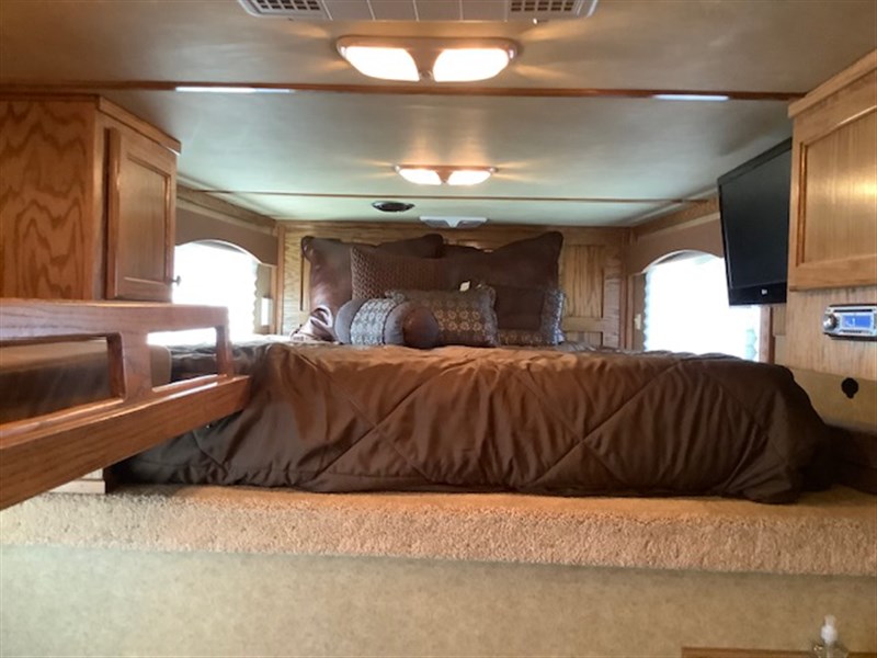 2012 Cimarron stock combo living quarters