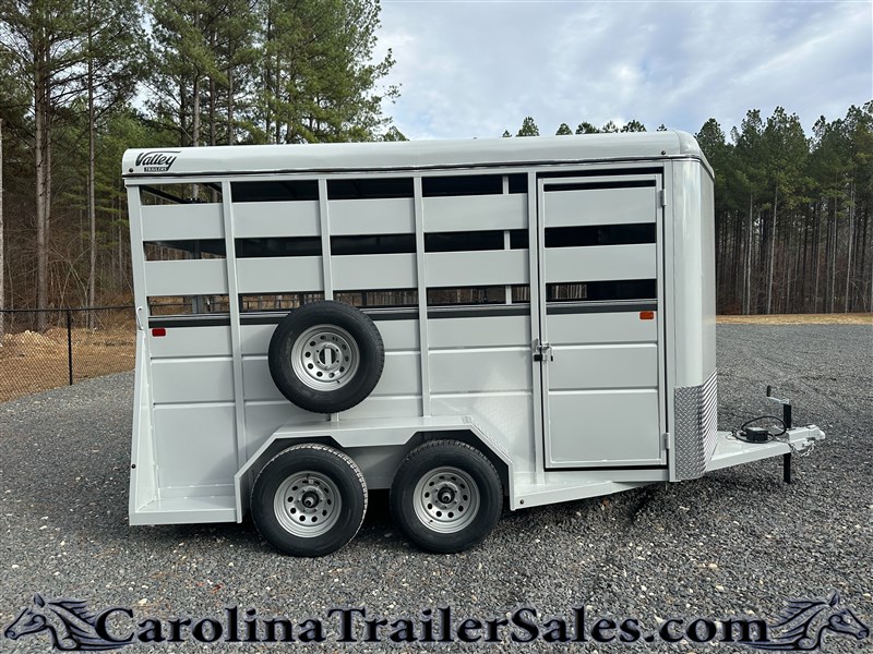 2025 Valley stock bumper pull trailer, 7'6" tall, mats